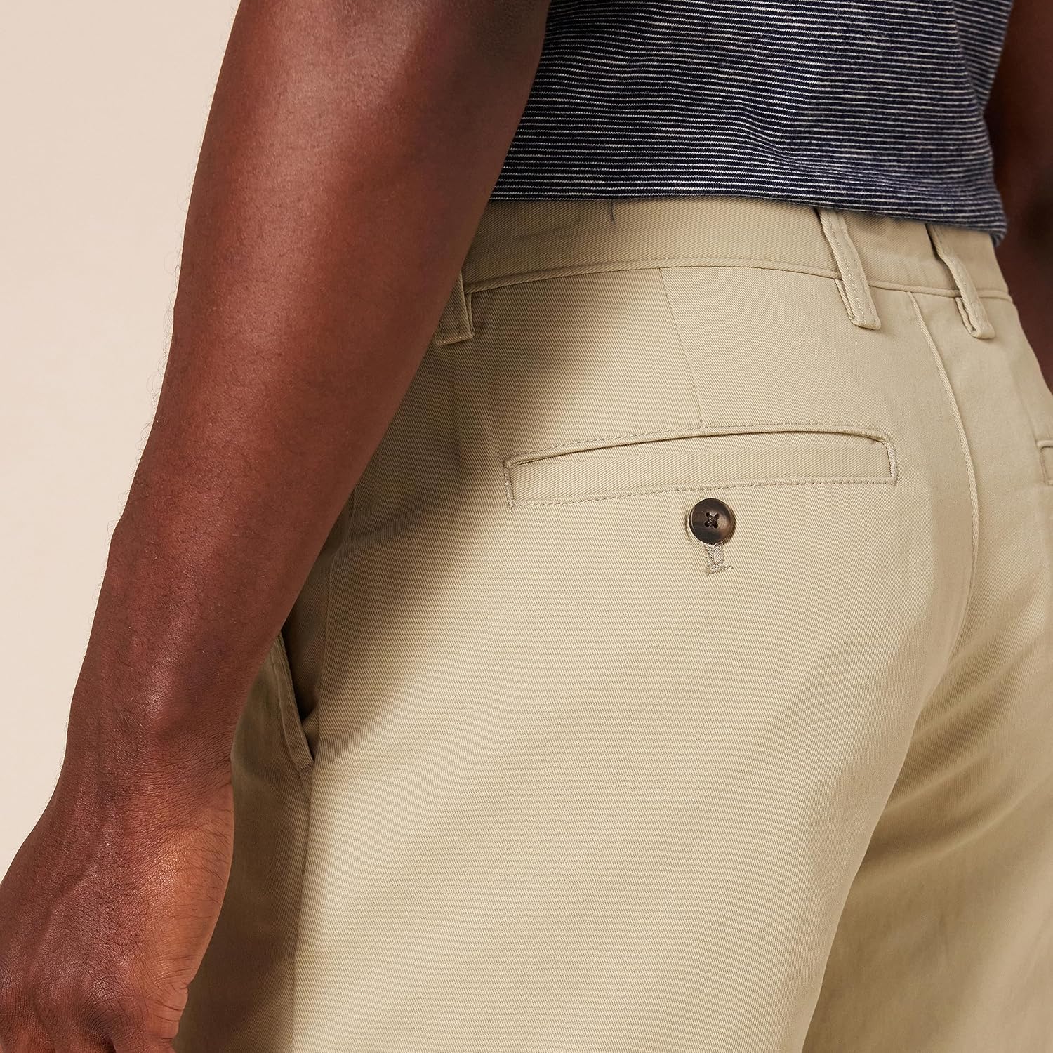 Men's Slim-Fit 9" Chino Short